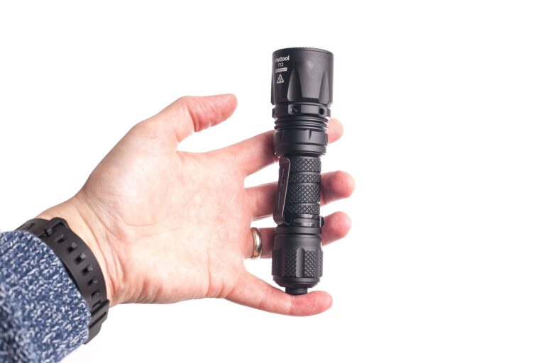 Tactical Flashlights: Essential Tools for Modern Users