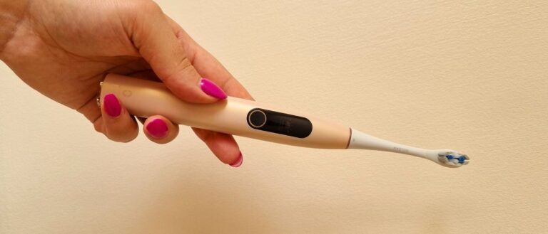 Achieving Perfect Oral Hygiene with Oclean Sonic Toothbrush and Flossing